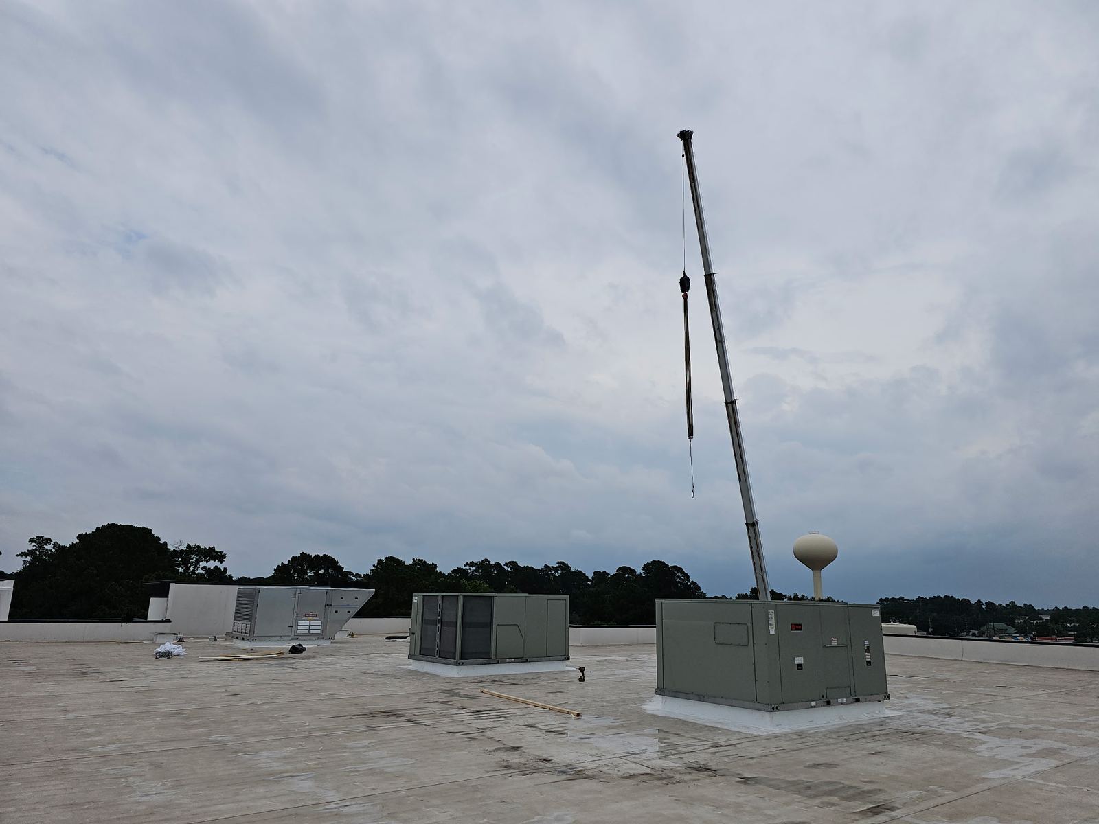 Crane setting rooftop units